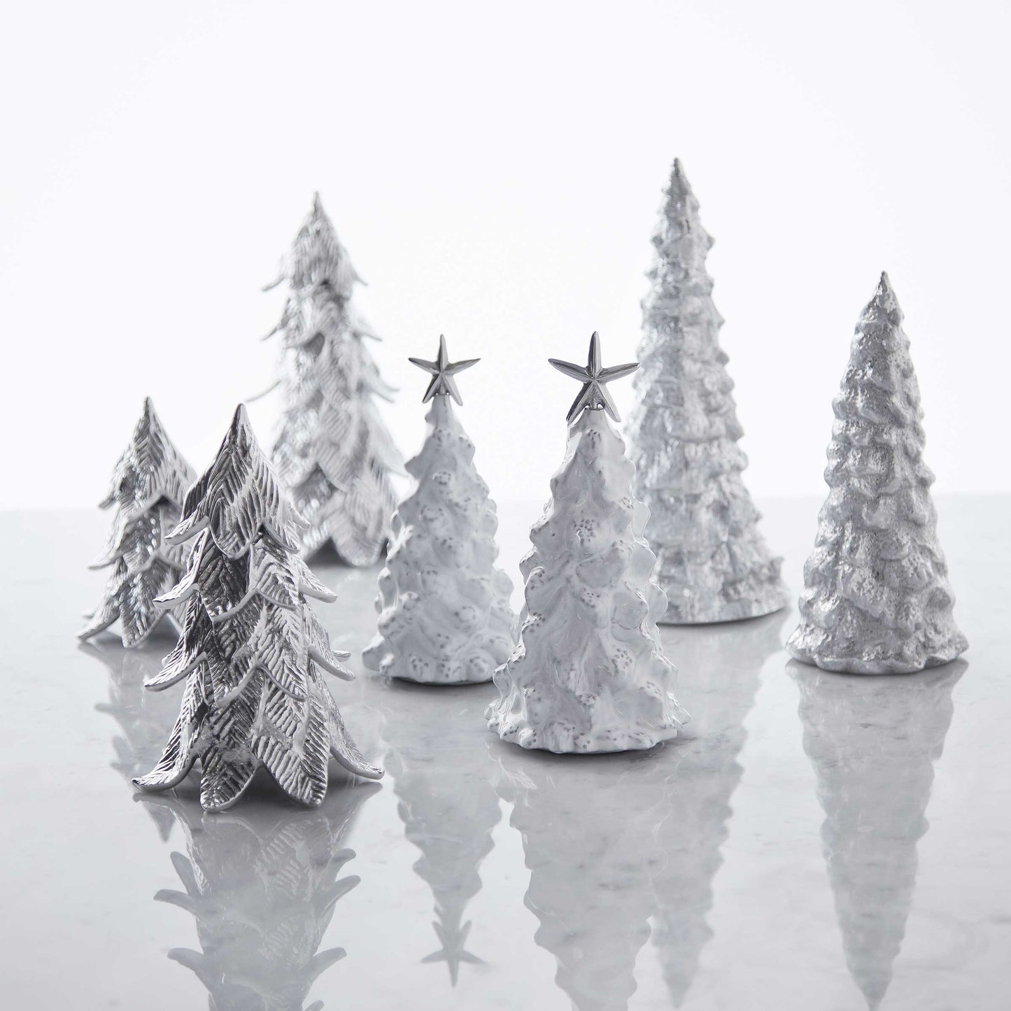 Winter White Small Tree tablescape